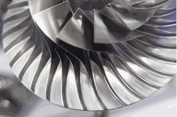 Rettifica di precisione per pale di turbina
